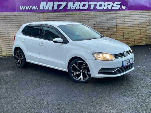 Volkswagen Polo Hatchback, Petrol, 2016, White