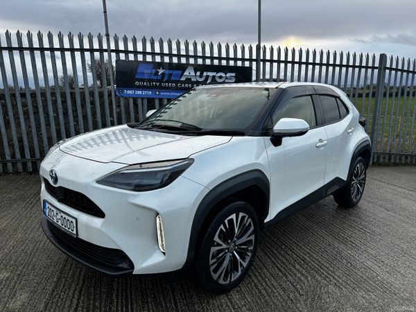 Toyota Yaris Cross Hatchback, Petrol Hybrid, 2020, White
