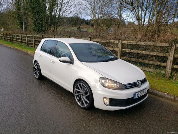 Volkswagen Golf Hatchback, Diesel, 2011, White