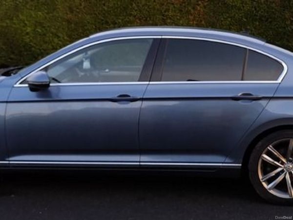 Volkswagen Passat Saloon, Diesel, 2015, Blue