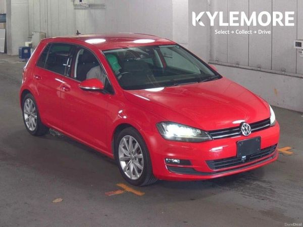 Volkswagen Golf Hatchback, Petrol, 2017, Red