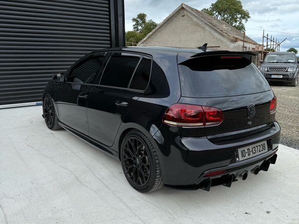 Volkswagen Golf Hatchback, Petrol, 2010, Black