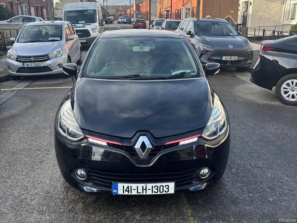 Renault Clio Hatchback, Petrol, 2014, Black