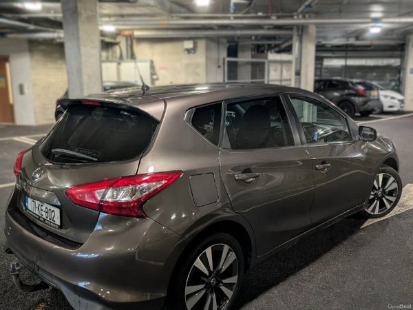 Nissan Pulsar Hatchback, Petrol, 2017, Brown