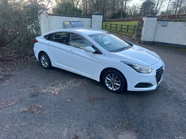Hyundai i40 Saloon, Diesel, 2016, White