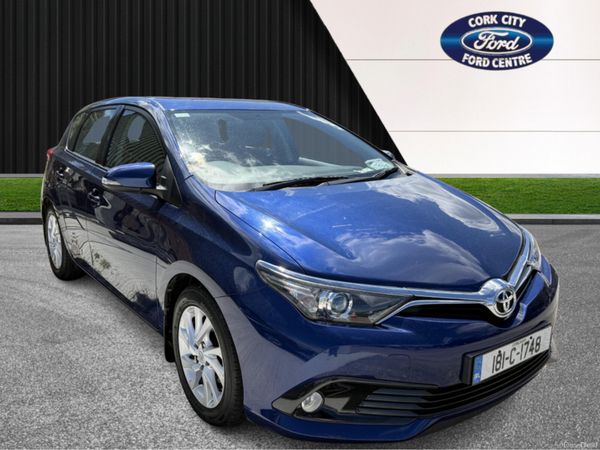 Toyota Auris Hatchback, Diesel, 2018, Blue