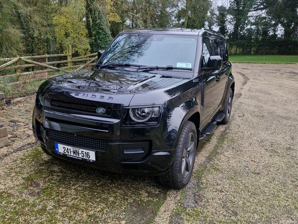 Land Rover Defender SUV, Petrol Plug-in Hybrid, 2024, Black