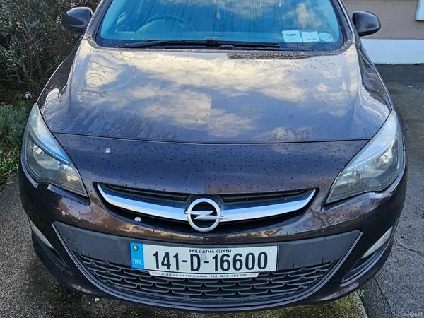 Opel Astra MPV, Diesel, 2014, Brown