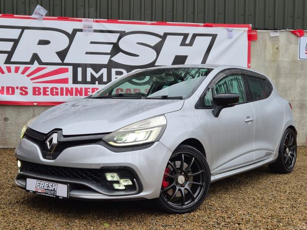 Renault Clio Hatchback, Petrol, 2016, Silver