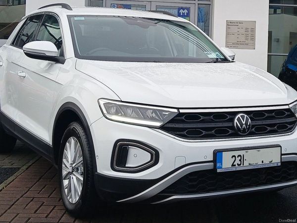 Volkswagen T-Roc SUV, Diesel, 2023, White