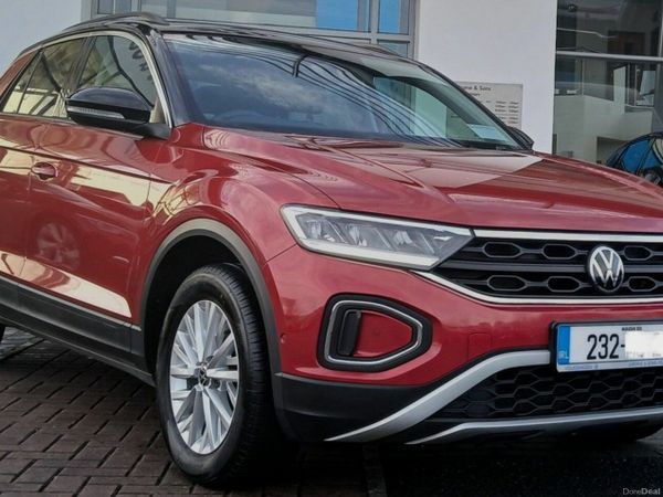 Volkswagen T-Roc SUV, Diesel, 2023, Red