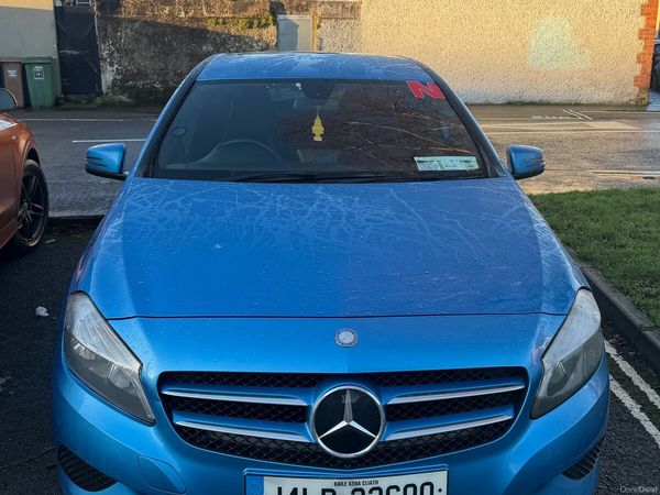Mercedes-Benz A-Class Hatchback, Diesel, 2014, Blue