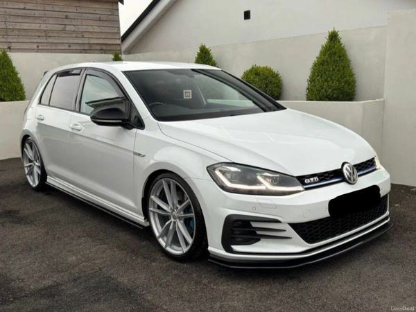 Volkswagen Golf Hatchback, Diesel, 2018, White