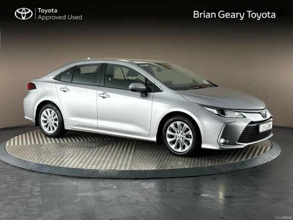 Toyota Corolla Saloon, Petrol Hybrid, 2023, Grey