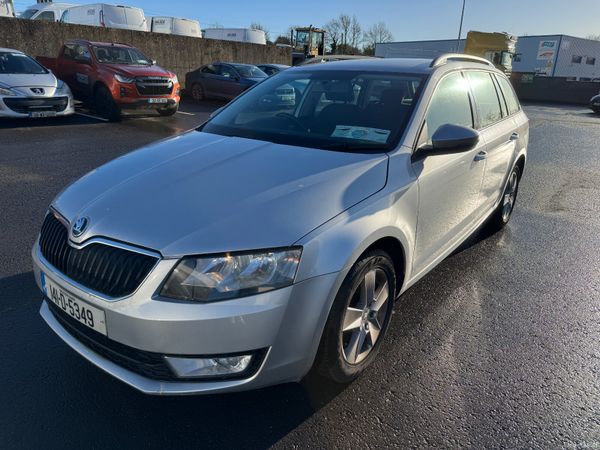 Skoda Octavia Estate, Diesel, 2014, Silver