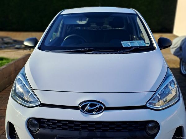 Hyundai i10 Hatchback, Petrol, 2018, White