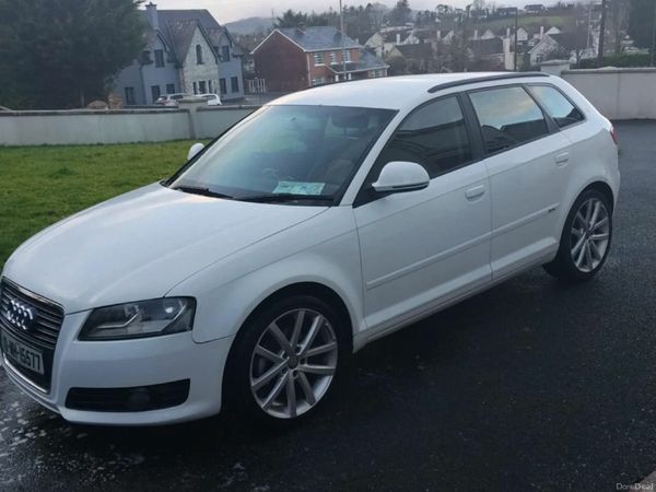 Audi A3 Hatchback, Diesel, 2010, White