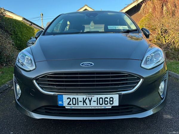 Ford Fiesta Hatchback, Diesel, 2020, Grey