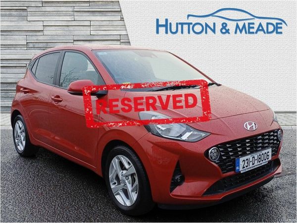 Hyundai i10 Hatchback, Petrol, 2023, Red