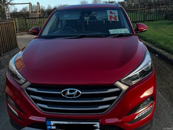 Hyundai Tucson SUV, Diesel, 2017, Red