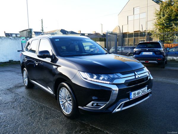 Mitsubishi Outlander SUV, Petrol Plug-in Hybrid, 2019, Black