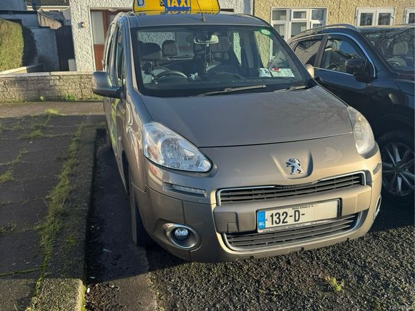 Peugeot Partner Tepee MPV, Diesel, 2013, Bronze