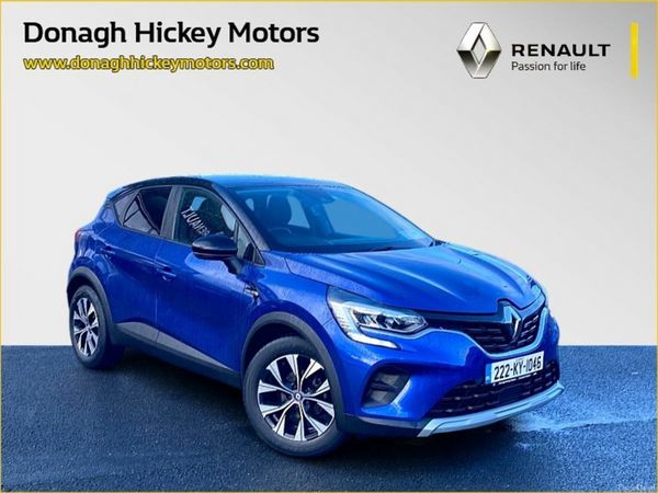 Renault Captur SUV, Petrol, 2022, Blue