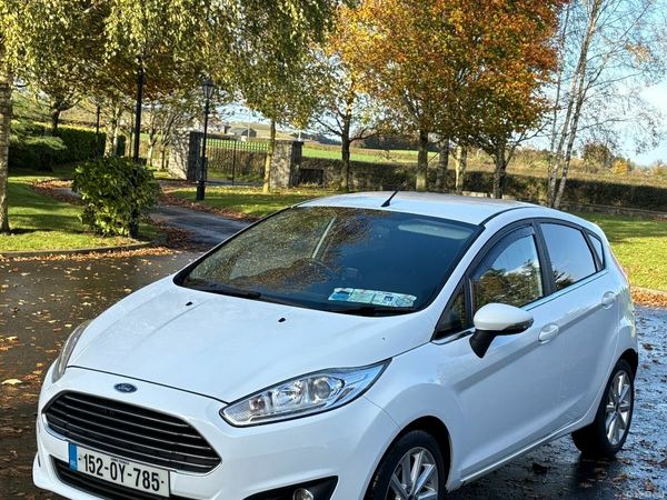 Ford Fiesta Hatchback, Diesel, 2015, White