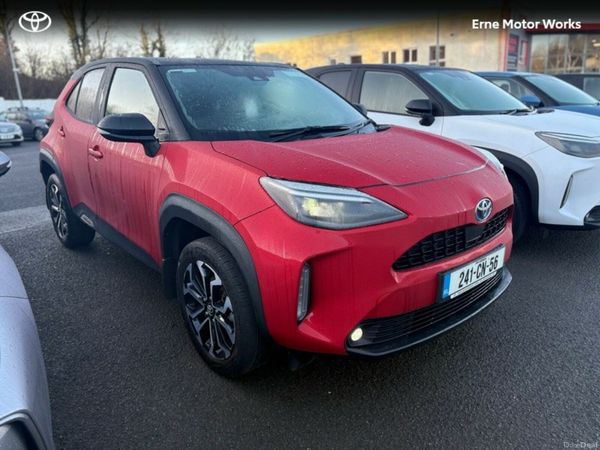 Toyota Yaris Cross Hatchback, Petrol Hybrid, 2024, Red