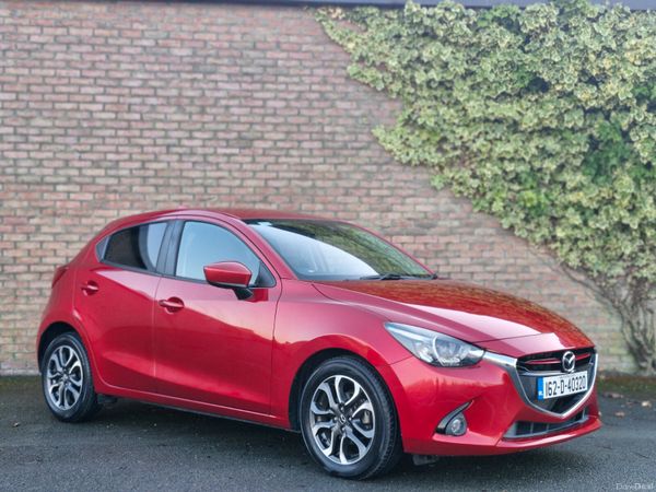 Mazda Demio MPV, Diesel, 2016, Red