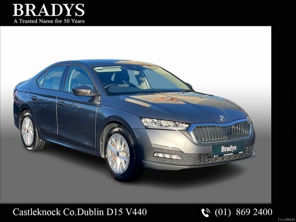 Skoda Octavia Saloon, Petrol, 2023, Grey
