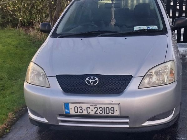 Toyota Corolla Hatchback, Petrol, 2003, Silver