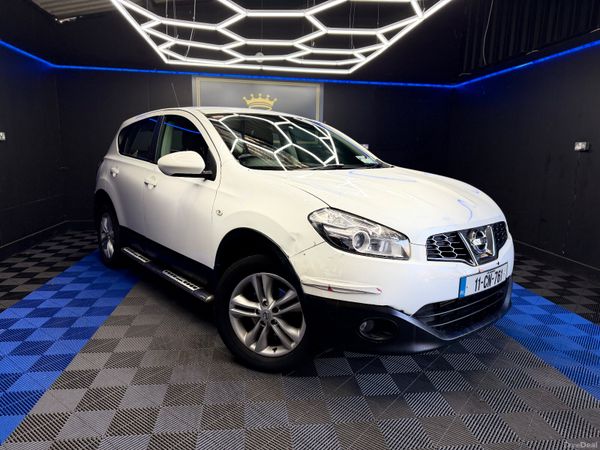 Nissan Qashqai Hatchback, Diesel, 2011, White