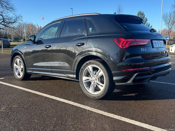 Audi Q3 SUV, Petrol, 2019, Black