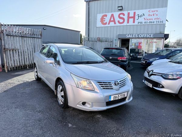 Toyota Avensis Saloon, Diesel, 2009, Silver