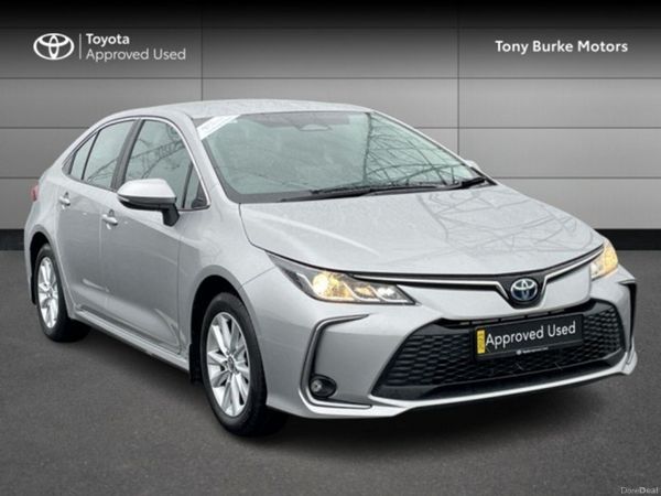 Toyota Corolla Saloon, Petrol Hybrid, 2023, Silver