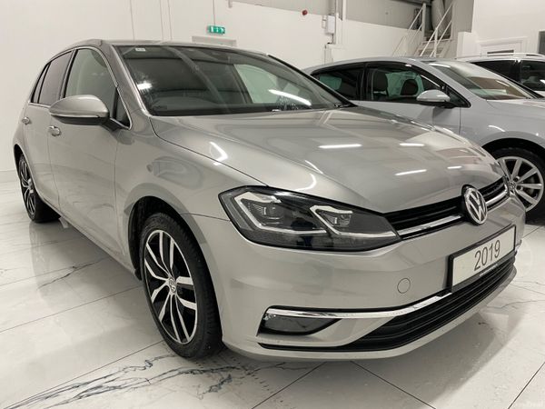 Volkswagen Golf Hatchback, Petrol, 2019, Silver