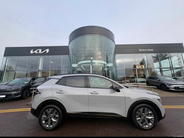 Kia Sportage MPV, Petrol Hybrid, 2025, Grey