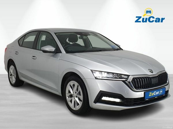 Skoda Octavia Hatchback, Petrol Plug-in Hybrid, 2024, Silver