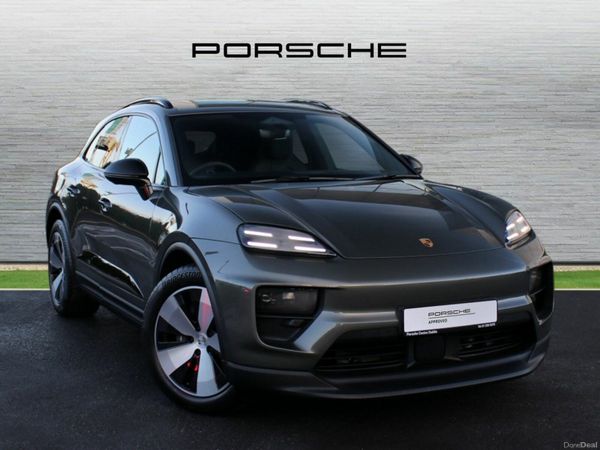 Porsche Macan SUV, Electric, 2026, Green