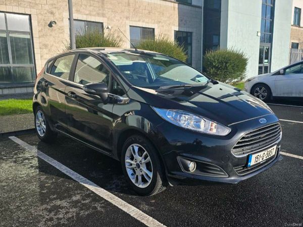 Ford Fiesta Hatchback, Petrol, 2015, Black