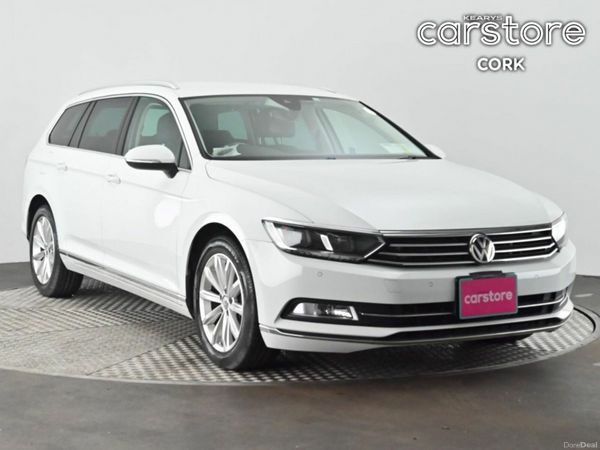 Volkswagen Passat Saloon, Petrol, 2018, White