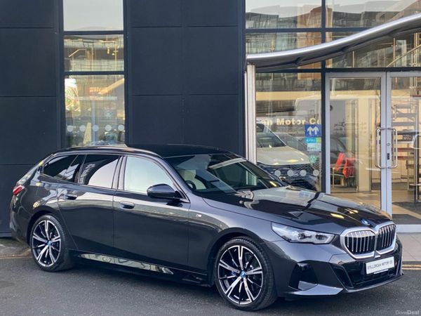 BMW 5-Series Estate, Petrol Plug-in Hybrid, 2025, Grey
