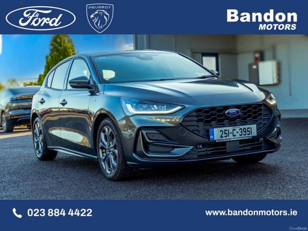 Ford Focus Hatchback, Petrol Hybrid, 2025, Grey