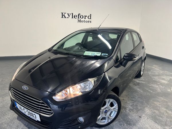 Ford Fiesta Hatchback, Diesel, 2014, Black