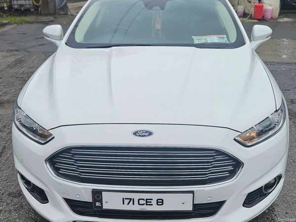 Ford Mondeo Hatchback, Diesel, 2017, White