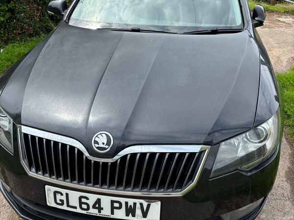 Skoda Superb Hatchback, Diesel, 2015, Black