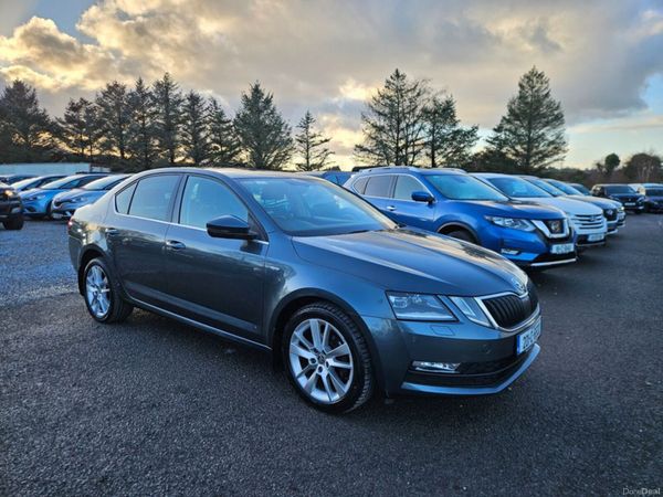 Skoda Octavia Saloon, Diesel, 2020, Grey