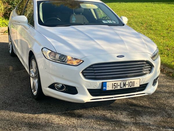 Ford Mondeo Hatchback, Diesel, 2015, White