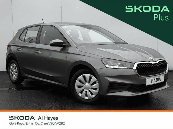 Skoda Fabia Hatchback, Petrol, 2023, Grey